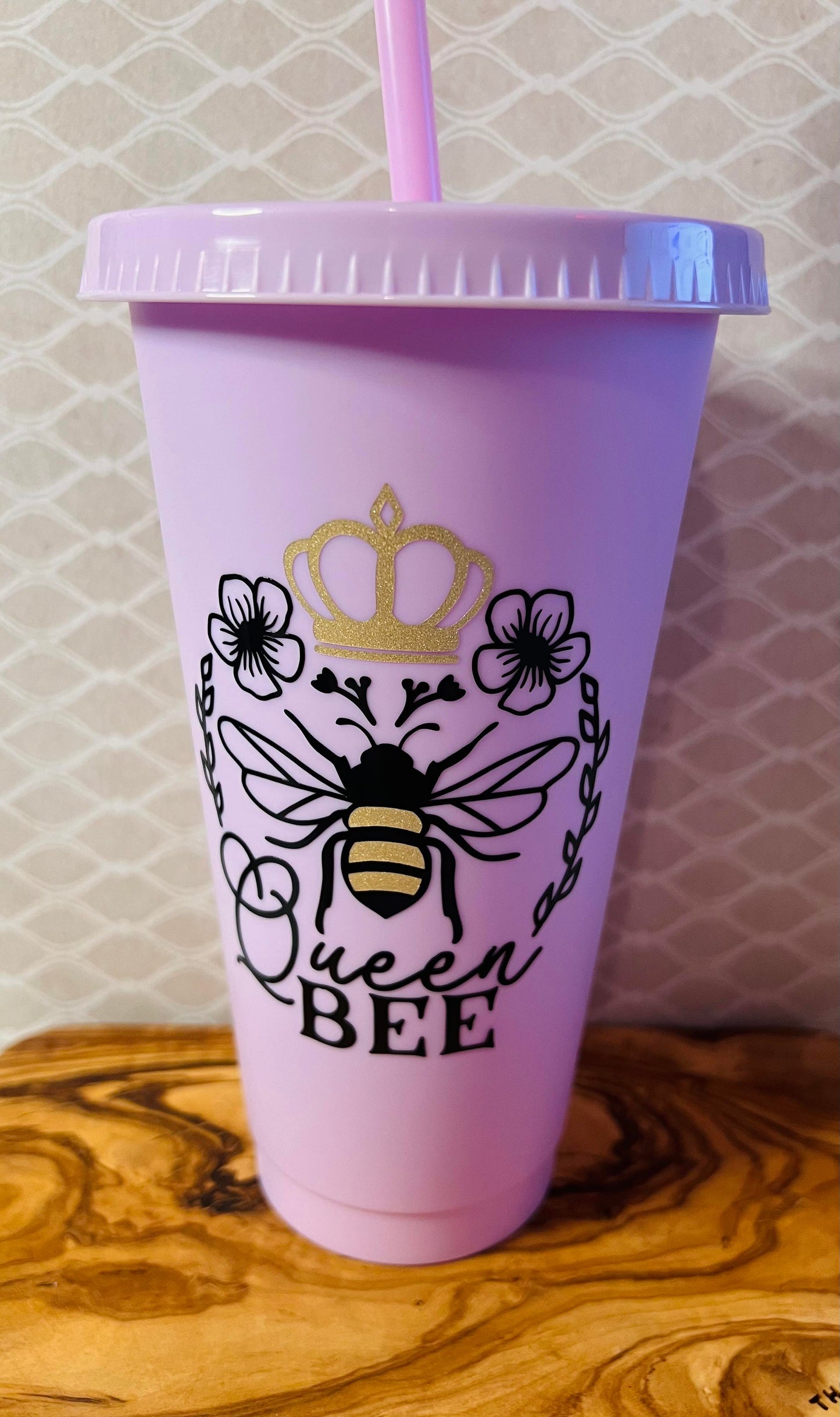 Queen Bee Venti Cup