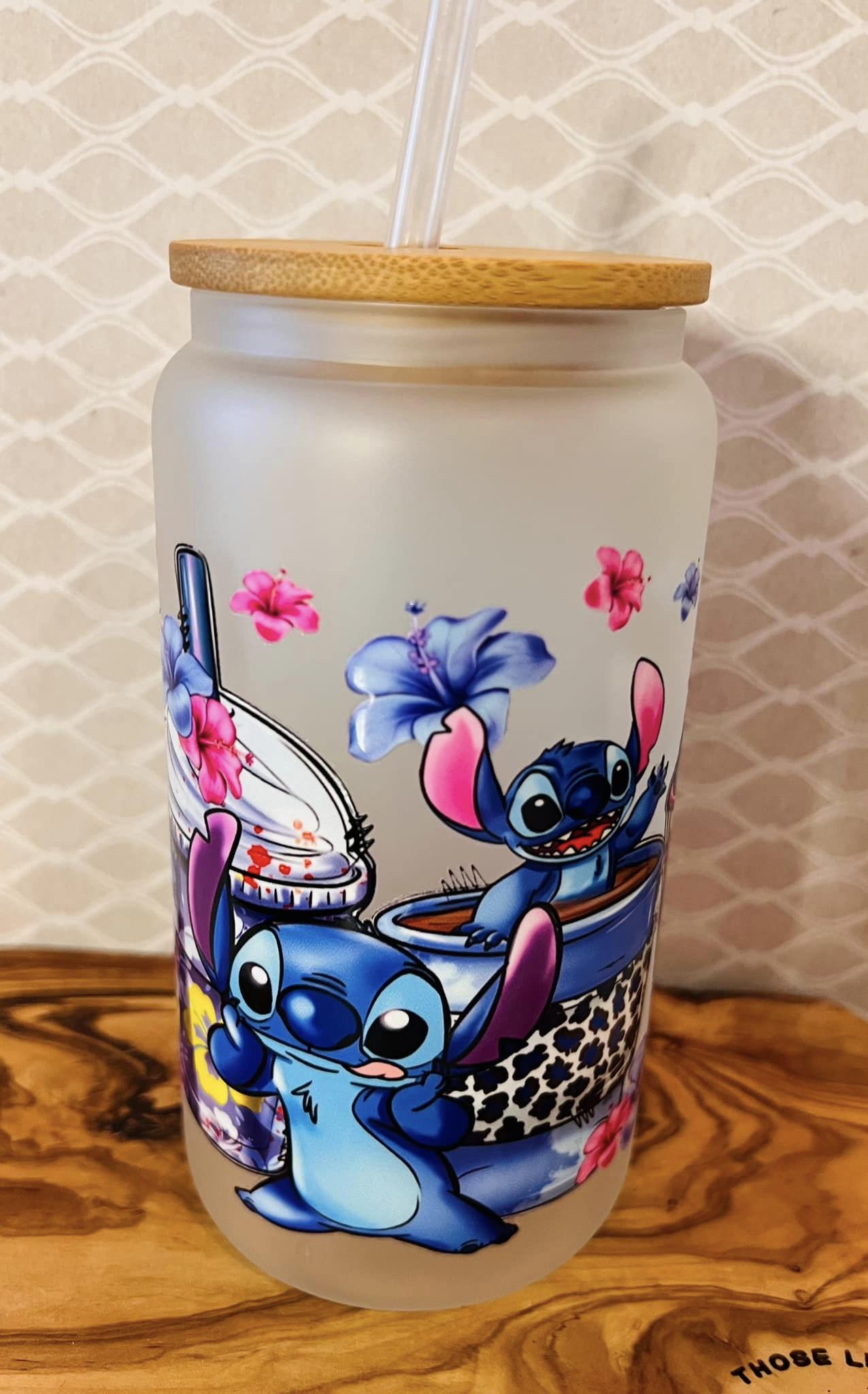 Character Glass Can