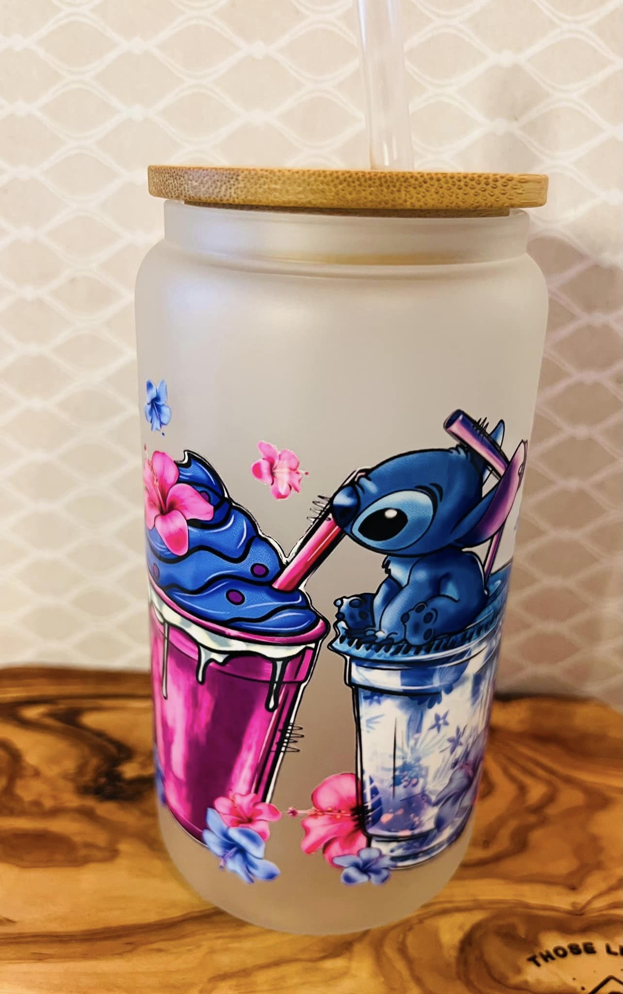 Character Glass Can